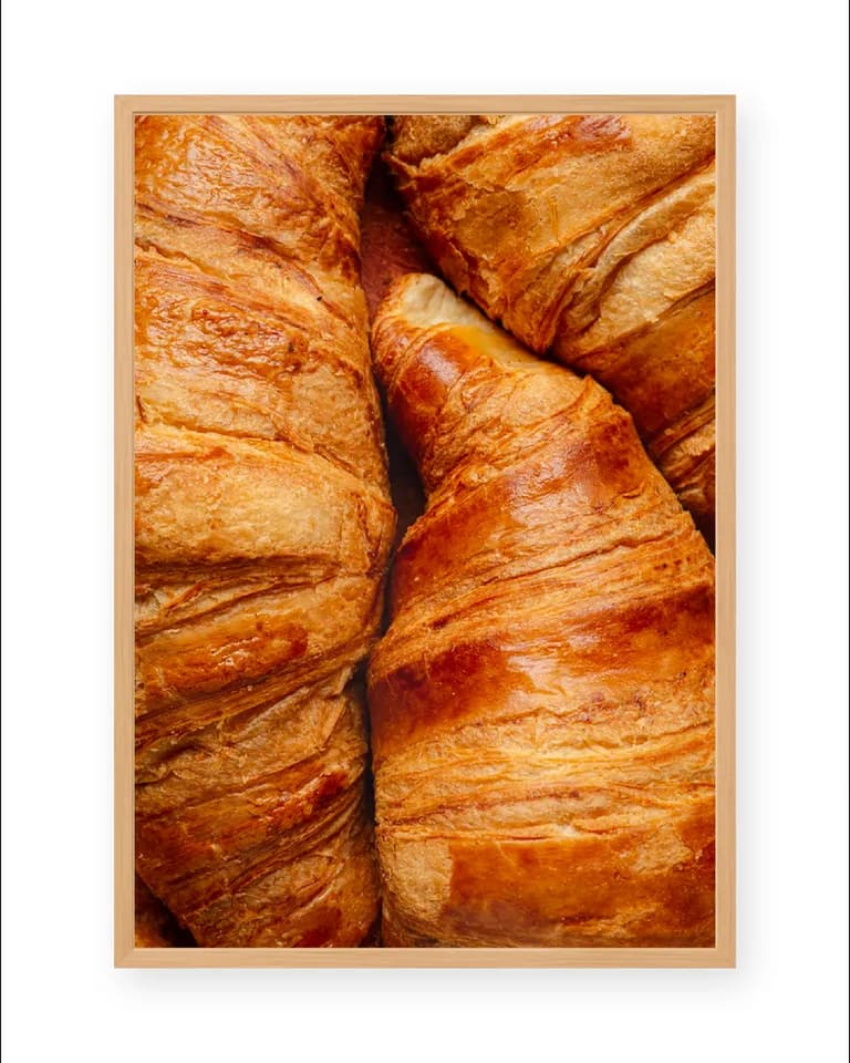 Croissant Club 01